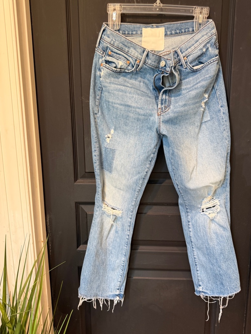 MOTHER  superior Light Blue Straight-Leg Distressed Jeans size 31
